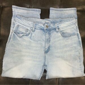 Time and Tru Light Blue Ankle Jeans